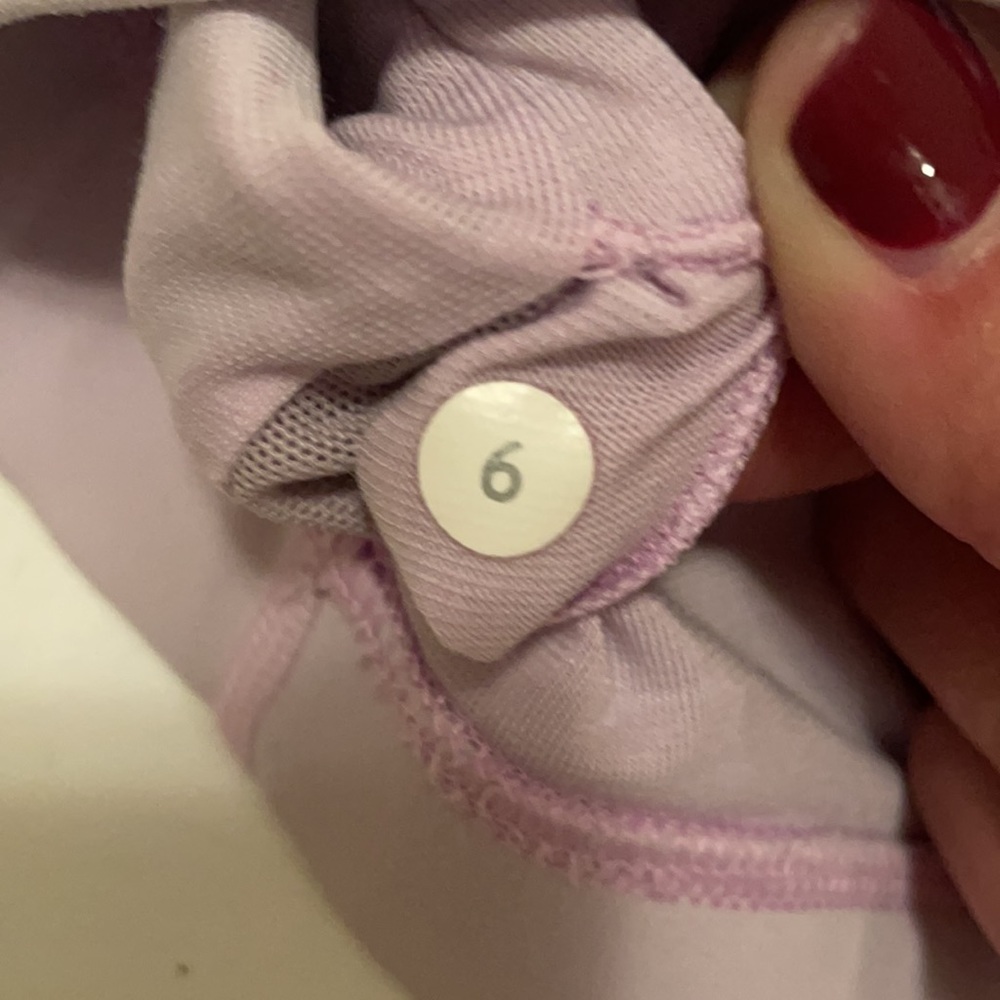 Lululemon Energy Bra - Picture 4 of 4